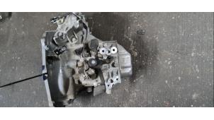 Getriebe van een Opel Karl 1.0 ecoFLEX 12V 2016