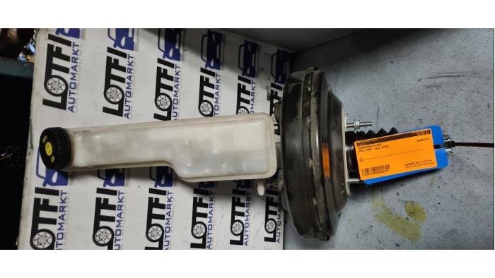 Usagé Servo frein Opel Karl 1.0 12V Prix € 100,00 Règlement à la marge proposé par Automarkt Lotfi