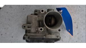 Used Throttle body Renault Clio III (BR/CR) 1.2 16V 75 Price € 50,00 Margin scheme offered by Automarkt Lotfi