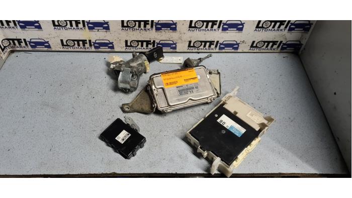 Used Ignition lock + computer Toyota Yaris III (P13) 1.0 12V VVT-i Price € 175,00 Margin scheme offered by Automarkt Lotfi