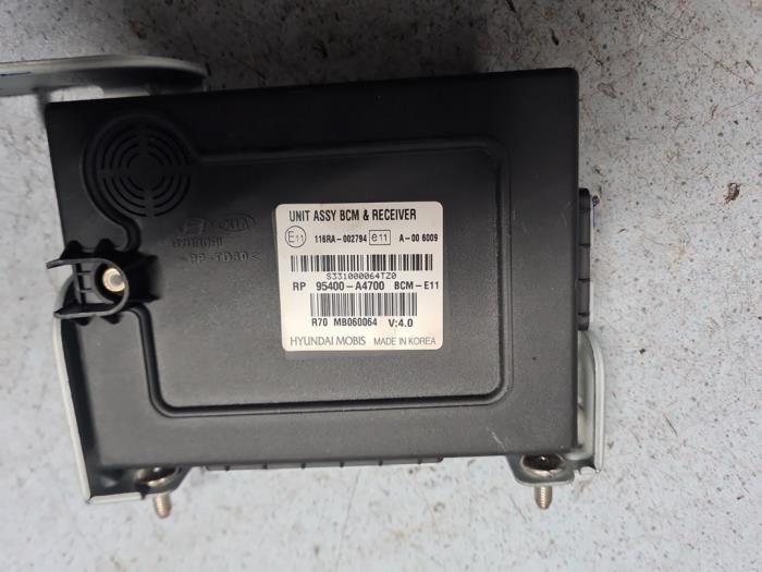Begagnade Centralelmodul Kia Carens IV (RP) 1.6 GDI 16V Pris € 70,00 Marginaltabell erbjuds av Automarkt Lotfi