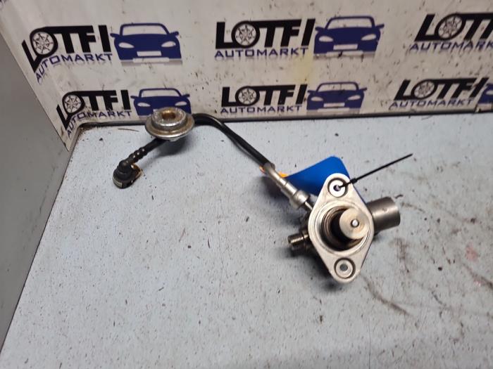 Begagnade Boosterpump Ford Focus 3 Wagon 1.0 Ti-VCT EcoBoost 12V 125 Pris € 75,00 Marginaltabell erbjuds av Automarkt Lotfi