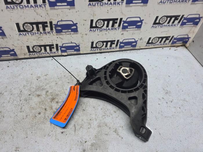 Usagé Support moteur Opel Zafira Tourer (P12) 1.6 CDTI 16V ecoFLEX 134 Prix € 35,00 Règlement à la marge proposé par Automarkt Lotfi