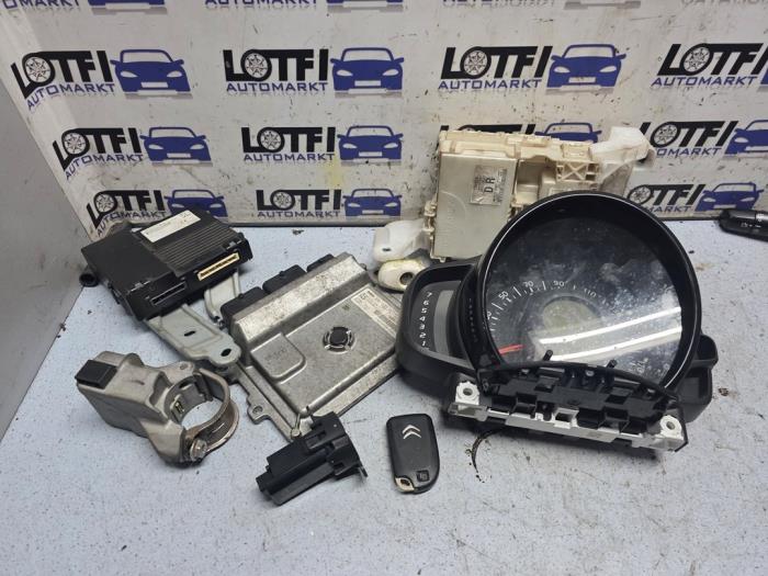 Used Ignition lock + computer Citroen C1 1.2 PureTech 82 12V Price € 250,00 Margin scheme offered by Automarkt Lotfi