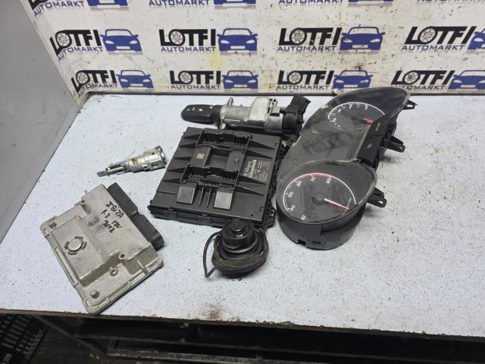 Used Ignition lock + computer Seat Ibiza IV (6J5) 1.2 12V Price € 125,00 Margin scheme offered by Automarkt Lotfi