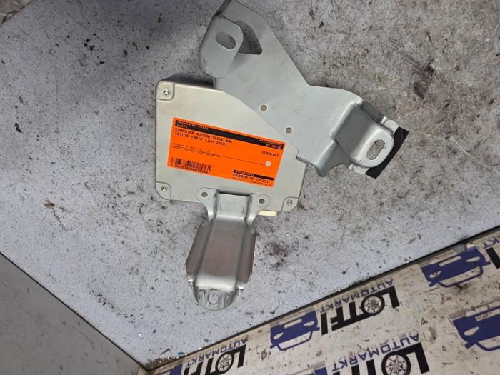 Used Automatic gearbox computer Toyota Yaris II (P9) 1.33 16V Dual VVT-I Price € 225,00 Margin scheme offered by Automarkt Lotfi