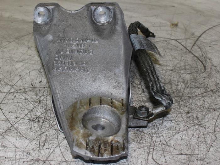 Engine mount from a BMW Miscellaneous 2008