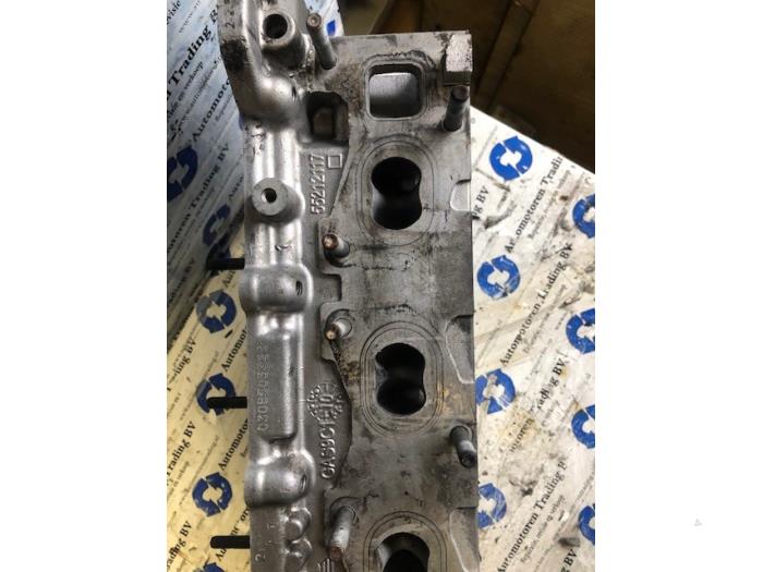 Usagé Culasse Fiat Punto Prix € 200,00 Règlement à la marge proposé par Automotoren Trading b.v.