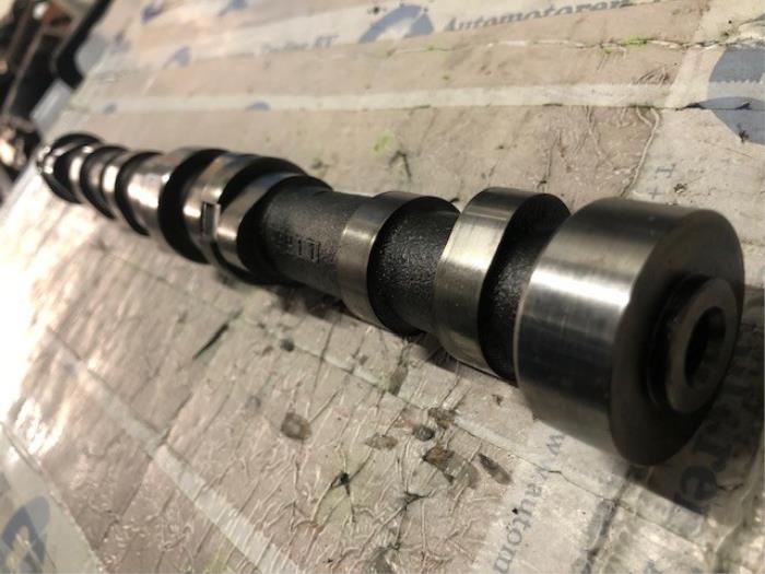 Gebrauchte Nockenwelle Fiat Punto Evo Preis € 100,00 Margenregelung angeboten von Automotoren Trading b.v.