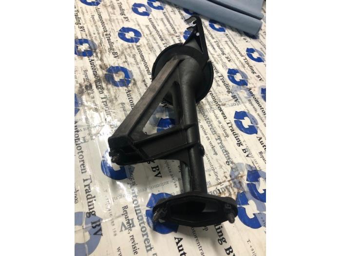 Oil suction pipe from a Citroen C3 2018