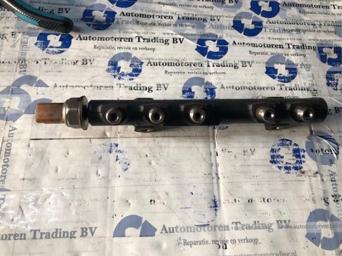 Usagé Système d'injection Ford Transit Prix € 75,00 Règlement à la marge proposé par Automotoren Trading b.v.