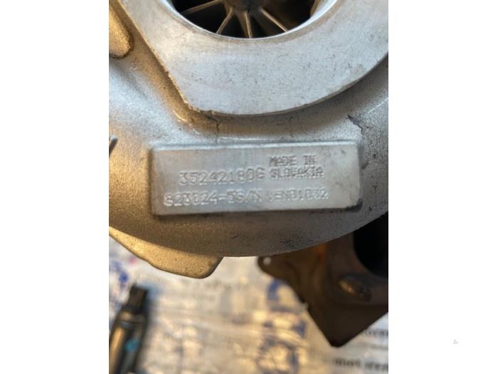 Używane Turbo Jeep Grand Cherokee (WK/WK2) Cena € 350,00 Procedura marży oferowane przez Automotoren Trading b.v.