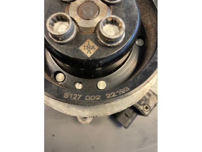 Begagnade Vattenpump Volkswagen Scirocco (137/13AD) 1.4 TSI 160 16V Pris € 100,00 Marginaltabell erbjuds av Automotoren Trading b.v.