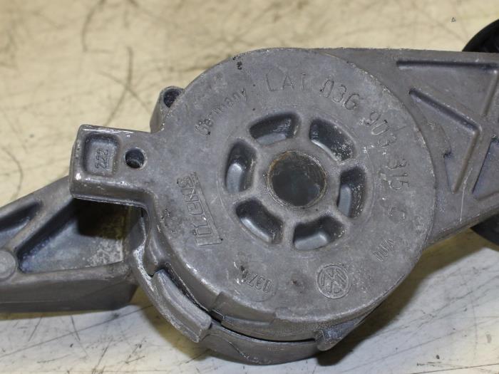 Usados Rodillo tensor correa múltiple Volkswagen Diversos Precio € 35,00 Norma de margen ofrecido por Automotoren Trading b.v.