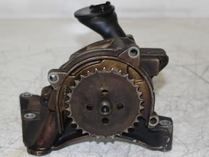 Used Oil pump Volkswagen Miscellaneous Price € 75,00 Margin scheme offered by Automotoren Trading b.v.