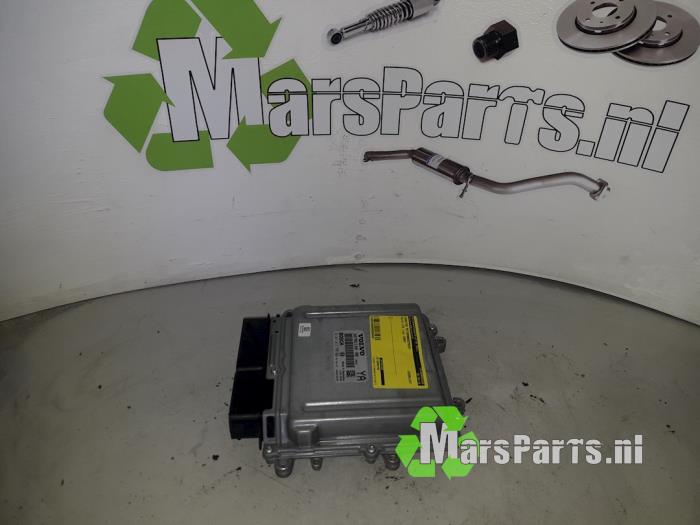 Used Engine management computer Volvo V70 (BW) 2.4 D 20V Price € 27,00 Margin scheme offered by Autodemontagebedrijf De Mars