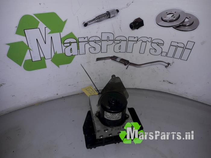 Gebrauchte ABS Pumpe Mercedes C Combi (S202) 1.8 C180T 16V Preis € 27,50 Margenregelung angeboten von Autodemontagebedrijf De Mars