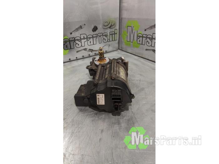 Usagé Pompe de direction Volkswagen Jetta III (1K2) 2.0 TDI 16V 140 Prix € 40,00 Règlement à la marge proposé par Autodemontagebedrijf De Mars
