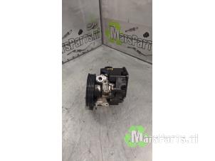 Used Power steering pump Mercedes Vito (639.6) 2.2 109 CDI 16V Price € 40,00 Margin scheme offered by Autodemontagebedrijf De Mars