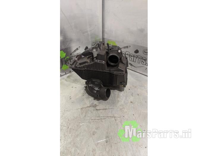 Gebrauchte Luftfiltergehäuse Dacia Dokker (0S) 1.5 dCi 75 Preis € 40,00 Margenregelung angeboten von Autodemontagebedrijf De Mars