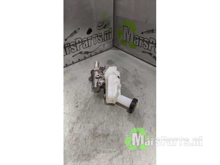 Used Master cylinder Renault Clio V (RJAB) 1.0 TCe 100 12V Price € 52,00 Margin scheme offered by Autodemontagebedrijf De Mars
