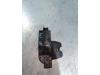 Tailgate lock mechanism from a Peugeot 407 SW (6E) 2.0 HDiF 16V 2005