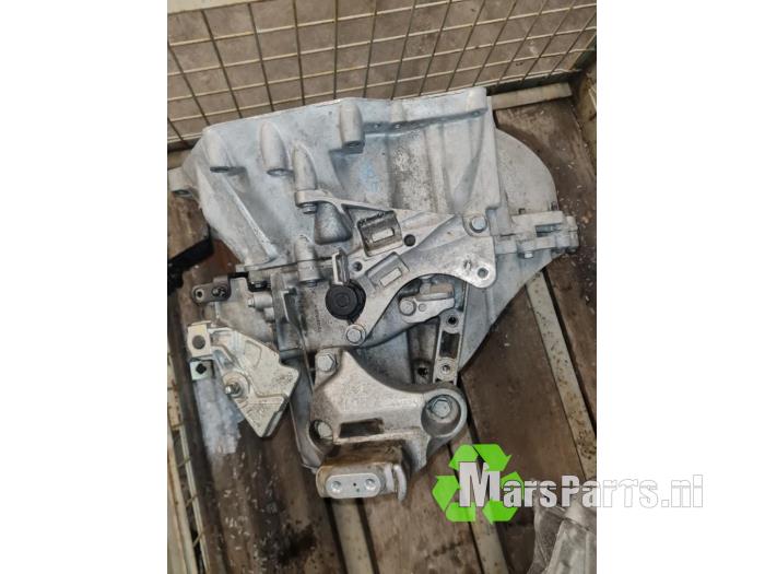 Gearbox Peugeot 3008 II 1.2 12V e-THP PureTech 130 - 20EA78 HN02 20EA78