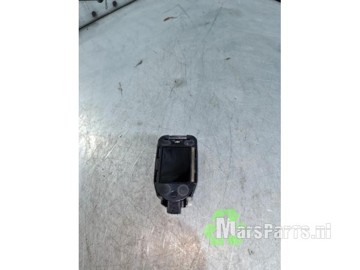 Rain sensor from a Mazda 3 (BM/BN) 2.0 SkyActiv-G 165 16V 2014