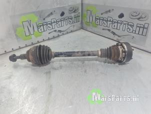 Usagé Arbre de transmission avant gauche Audi A3 Sportback (8PA) 2.0 FSI 16V Prix € 40,00 Règlement à la marge proposé par Autodemontagebedrijf De Mars