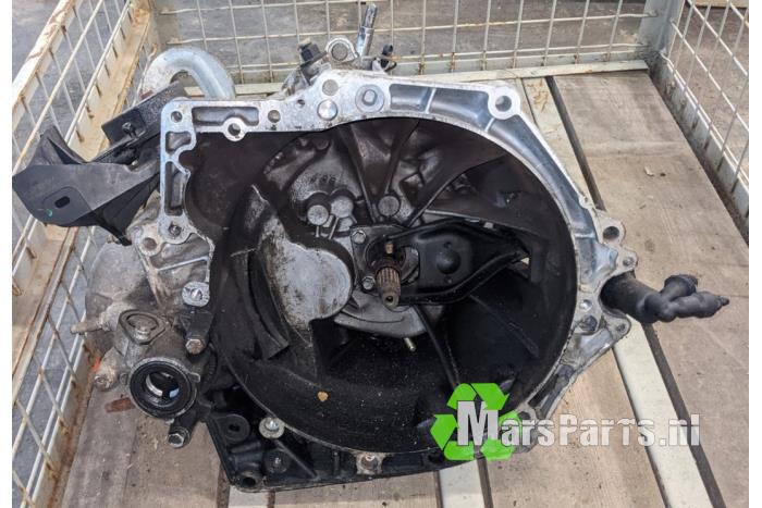 Gebrauchte Getriebe Peugeot Partner 1.6 HDI 75 16V Preis € 350,00 Margenregelung angeboten von Autodemontagebedrijf De Mars