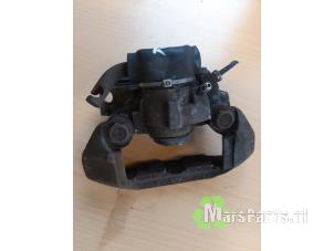 Used Rear brake calliper, right Peugeot 206 (2A/C/H/J/S) 1.4 XR,XS,XT,Gentry Price on request offered by Autodemontagebedrijf De Mars