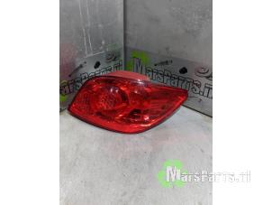 Used Taillight, right Peugeot 307 (3A/C/D) 2.0 HDi 90 Price € 24,00 Margin scheme offered by Autodemontagebedrijf De Mars