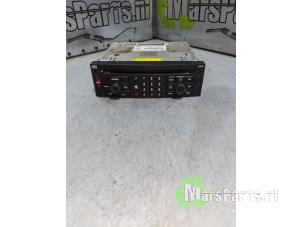 Used CD player Peugeot 307 (3A/C/D) 2.0 HDi 90 Price € 80,00 Margin scheme offered by Autodemontagebedrijf De Mars