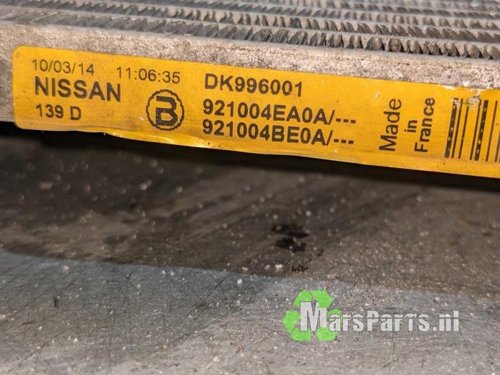 Klima Kondensor van een Nissan Qashqai (J11) 1.5 dCi DPF 2014