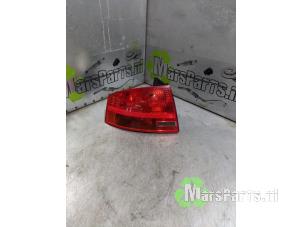 Used Taillight, left Audi A4 Quattro (B7) 2.0 TFSI 20V Price € 24,00 Margin scheme offered by Autodemontagebedrijf De Mars