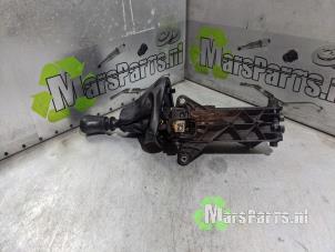 Used Gearbox mechanism Mercedes Sprinter 3,5t (906.63) 314 CDI 16V Price € 80,00 Margin scheme offered by Autodemontagebedrijf De Mars