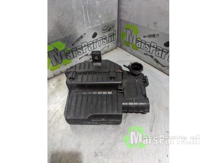 Begagnade Luftfilterhus Peugeot 2008 (CU) 1.2 Vti 12V PureTech 82 Pris € 52,00 Marginaltabell erbjuds av Autodemontagebedrijf De Mars