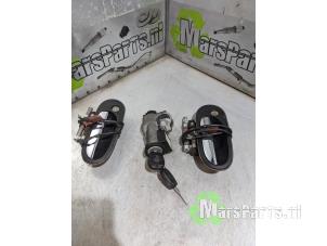 Used Set of locks Nissan Almera (N16) 1.8 16V Price € 40,00 Margin scheme offered by Autodemontagebedrijf De Mars