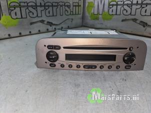 Gebrauchte Radio CD Spieler Alfa Romeo 147 (937) 1.6 Twin Spark 16V Preis € 40,00 Margenregelung angeboten von Autodemontagebedrijf De Mars