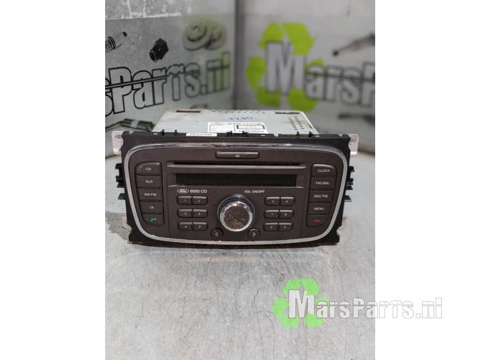 Radio CD player from a Ford Focus C-Max 1.8 16V 2007