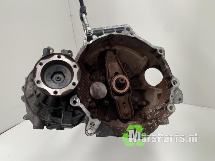 Usagé Boîte de vitesse Skoda Roomster Praktik (5J) 1.4 TDI 80 Prix € 150,00 Règlement à la marge proposé par Autodemontagebedrijf De Mars