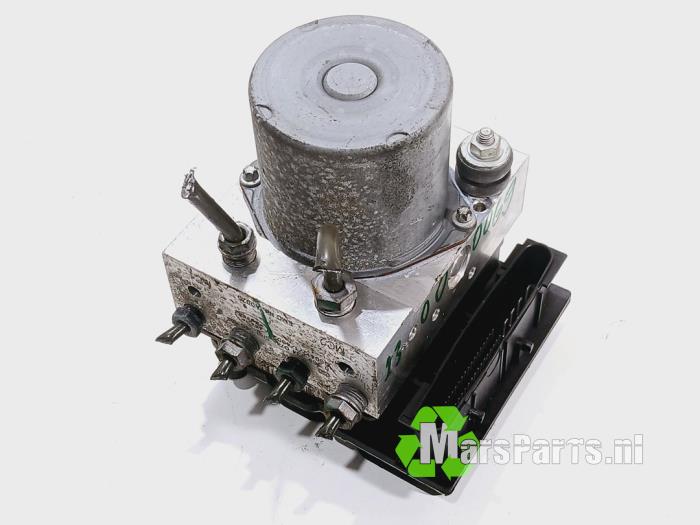 Gebrauchte ABS Pumpe Landrover Range Rover Sport (LS) 2.7 TDV6 24V Preis € 300,00 Margenregelung angeboten von Autodemontagebedrijf De Mars