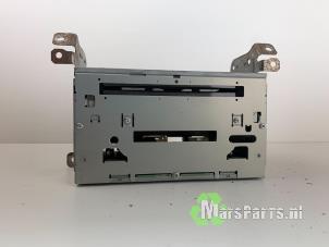Gebrauchte Radio CD Spieler Mitsubishi Lancer Sportback (CX) 1.6 MIVEC 16V Preis € 75,00 Margenregelung angeboten von Autodemontagebedrijf De Mars