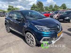 Used Roof Renault Captur (2R) 0.9 Energy TCE 12V Price on request offered by Autodemontagebedrijf De Mars