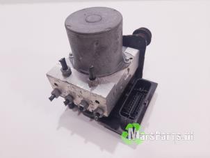 Usagé Pompe ABS Audi A4 (B8) 1.8 TFSI 16V Prix € 300,00 Règlement à la marge proposé par Autodemontagebedrijf De Mars
