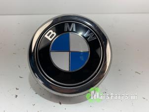 Usagé Poignée hayon BMW 1 serie (F20) 116i 1.6 16V Prix € 50,00 Règlement à la marge proposé par Autodemontagebedrijf De Mars