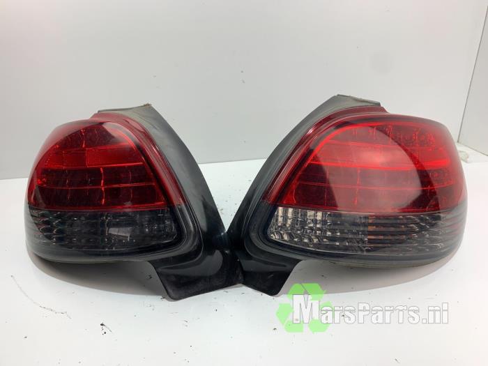 Feux arriere Led Peugeot 206 - Rouge Clair