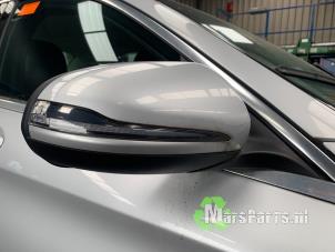 Used Wing mirror, right Mercedes C (W205) C-200 1.6 CDI BlueTEC, C-200 d 16V Price € 300,00 Margin scheme offered by Autodemontagebedrijf De Mars
