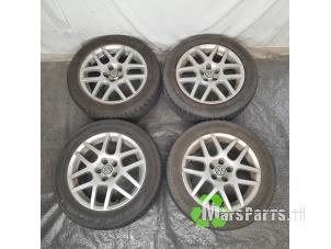 Used Set of sports wheels + winter tyres Volkswagen Golf IV (1J1) 1.6 16V Price € 150,00 Margin scheme offered by Autodemontagebedrijf De Mars