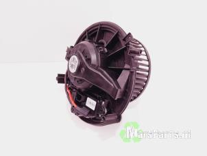 Usados Motor de ventilador de calefactor Seat Leon ST (5FF) 2.0 TSI Cupra 300 16V 4Drive Precio € 50,00 Norma de margen ofrecido por Autodemontagebedrijf De Mars